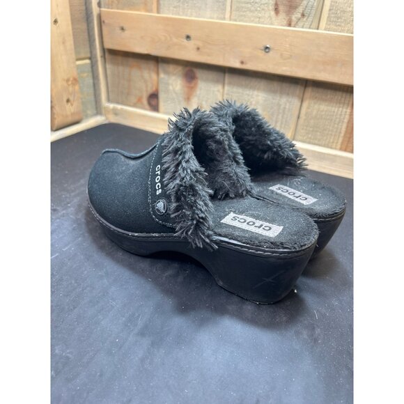 Crocs Womens Black Fuzzy Lined Suede Slip On Slippers With Clog Heel Size 7 - Picture 4 of 8